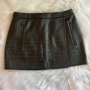 Women’s BCBG MaxAzria Black Remi Skirt Size 8 with Grommet Embellishments